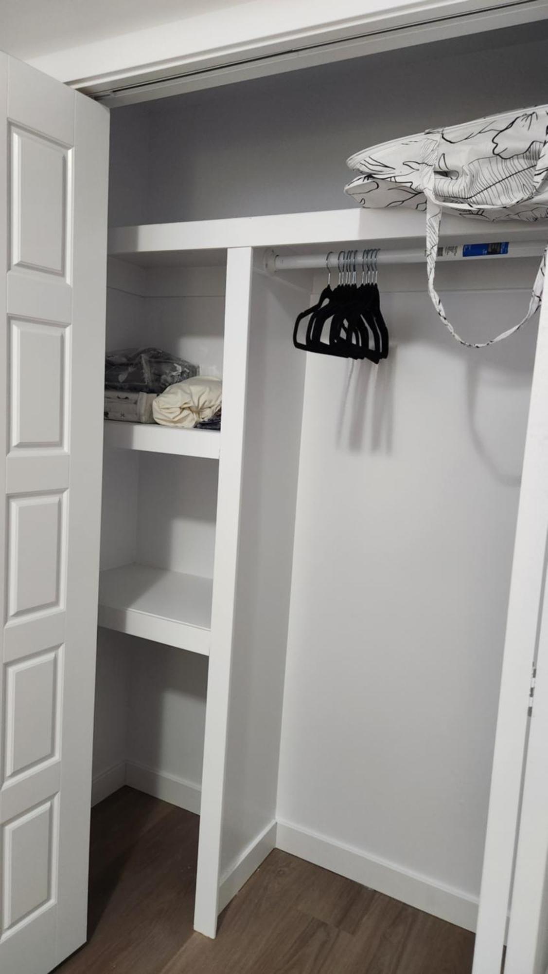 Modern 2 Bedroom Basement Suite At West Edmonton Luaran gambar