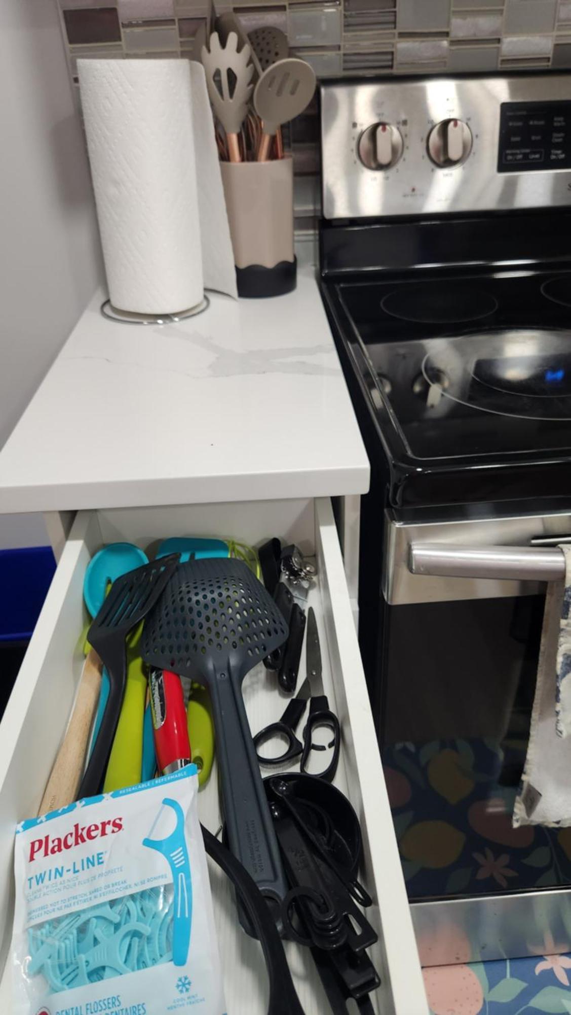 Modern 2 Bedroom Basement Suite At West Edmonton Luaran gambar