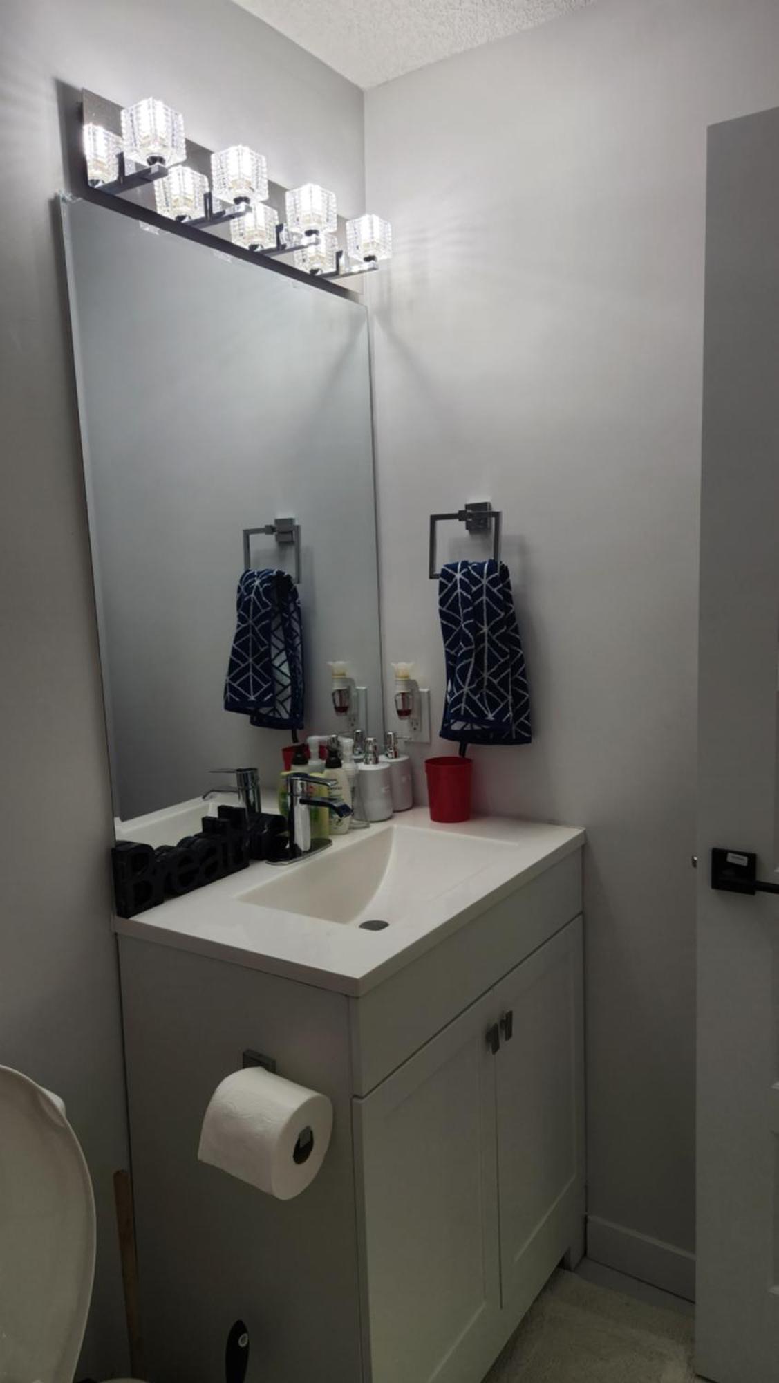 Modern 2 Bedroom Basement Suite At West Edmonton Luaran gambar